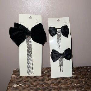 NWT a new day Black and Sparkly Dangle Clip Bows